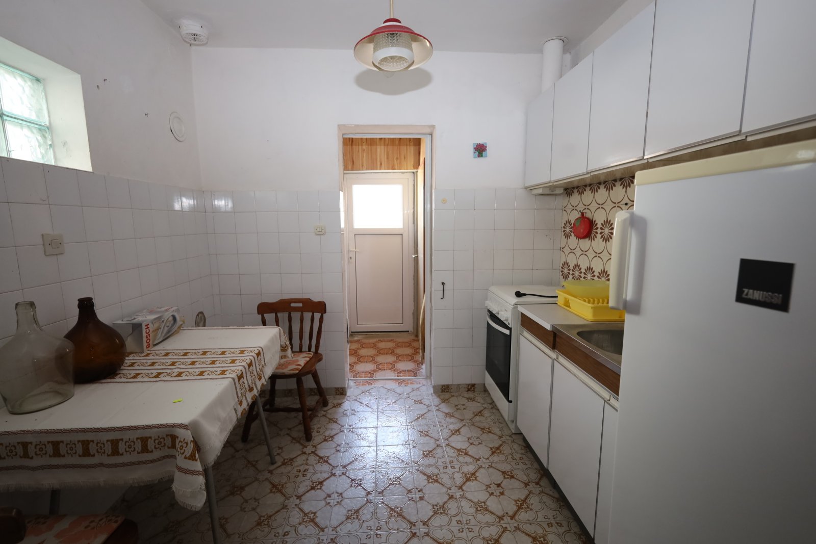 670513 - Villa in Vodice