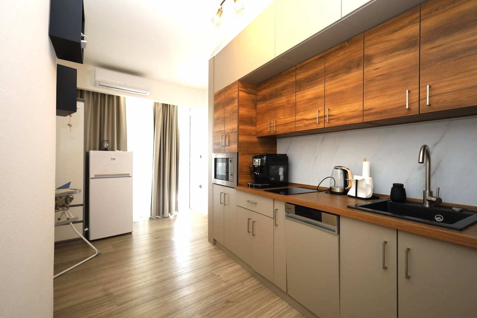 621077 - Villa in Vodice
