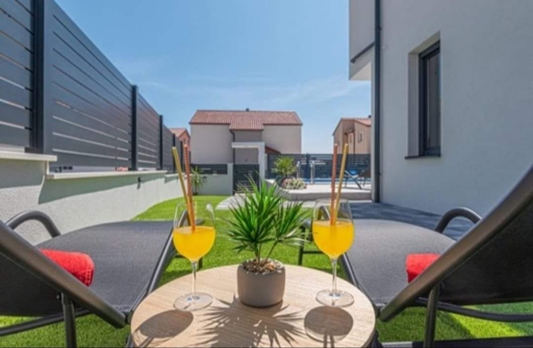 673088 - Villa in Vodice