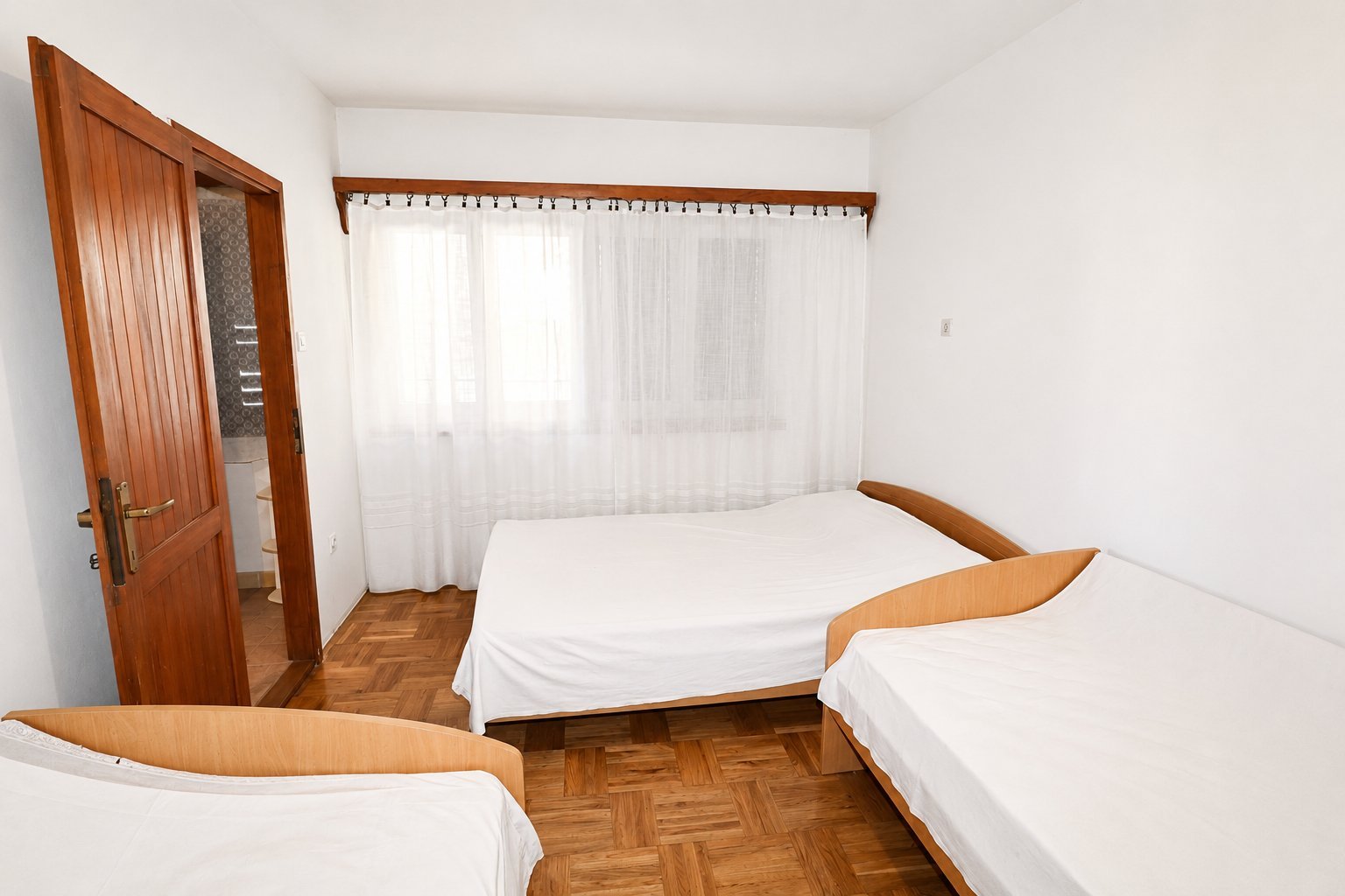 311686 - Villa in Tribunj