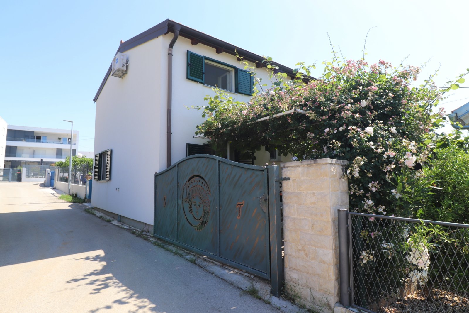 308981 - Villa in Tribunj