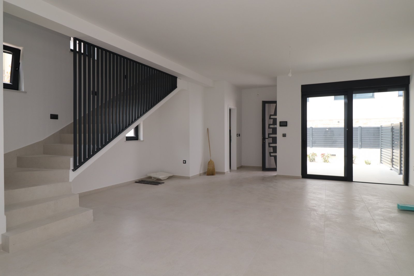 306368 - Villa in Murter