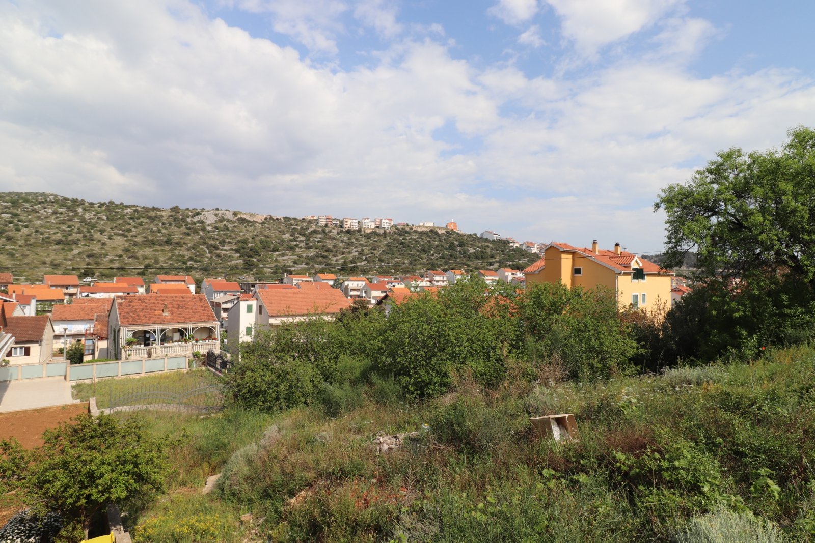 305157 - Grundstück in Šibenik