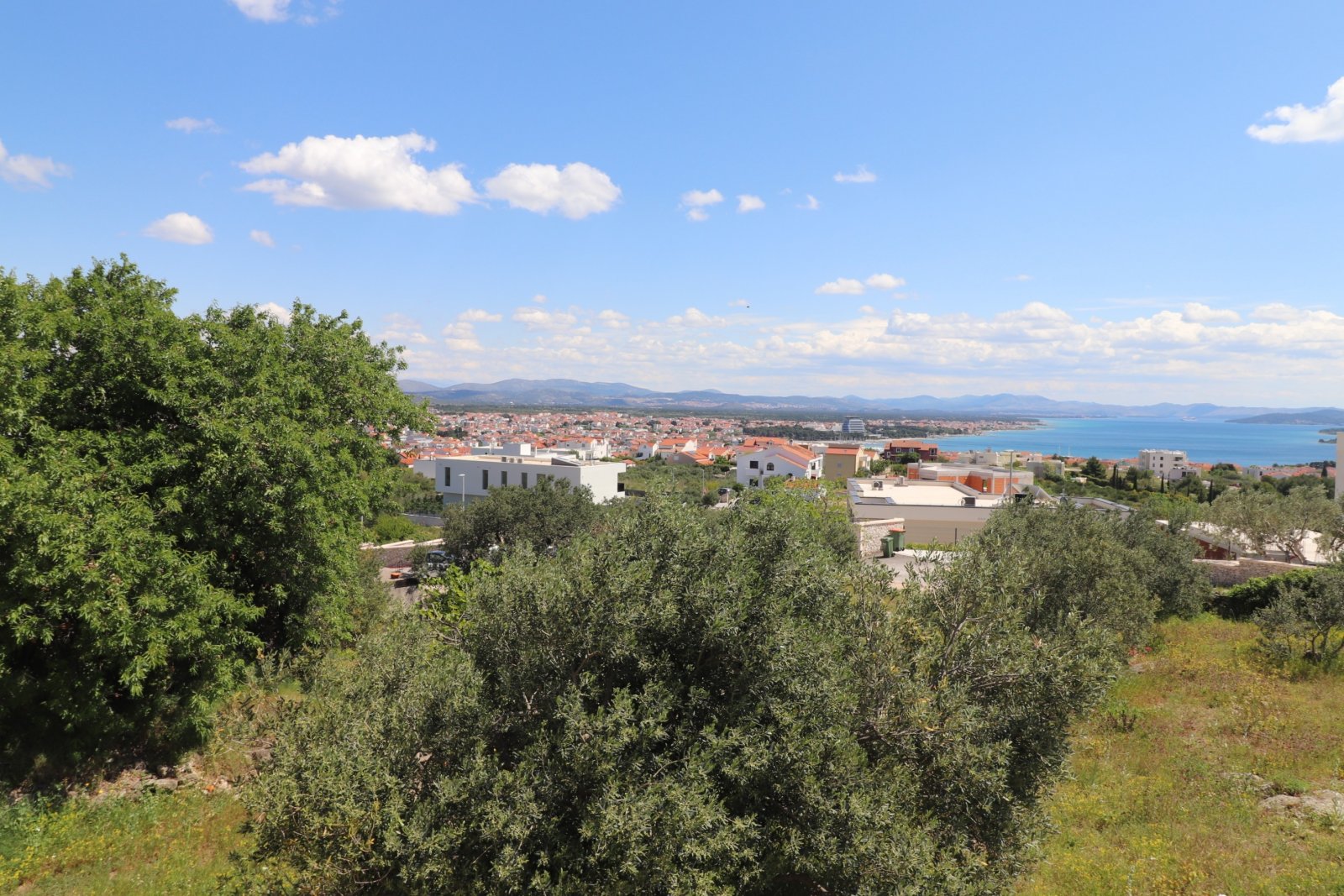 304742 - Villa in Vodice