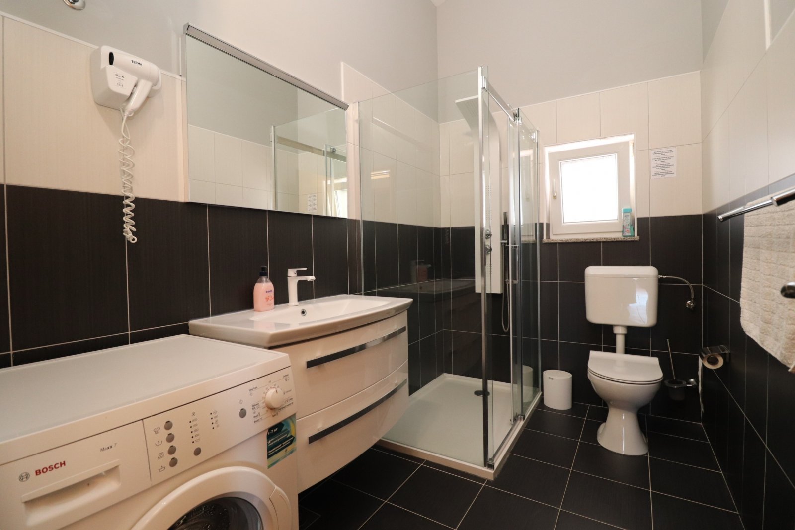 304584 - Villa in Vodice