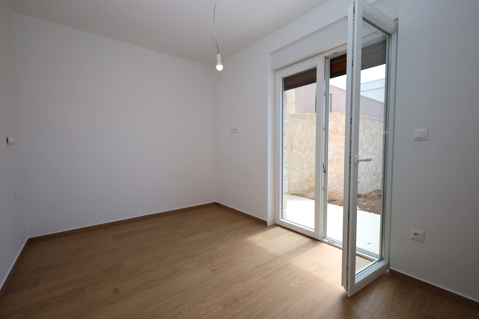 527893 - Wohnung in Rogoznica