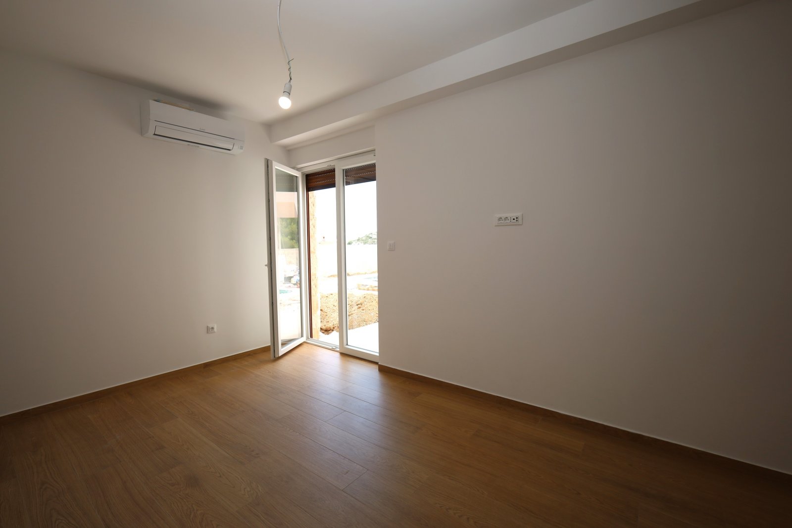 527893 - Wohnung in Rogoznica