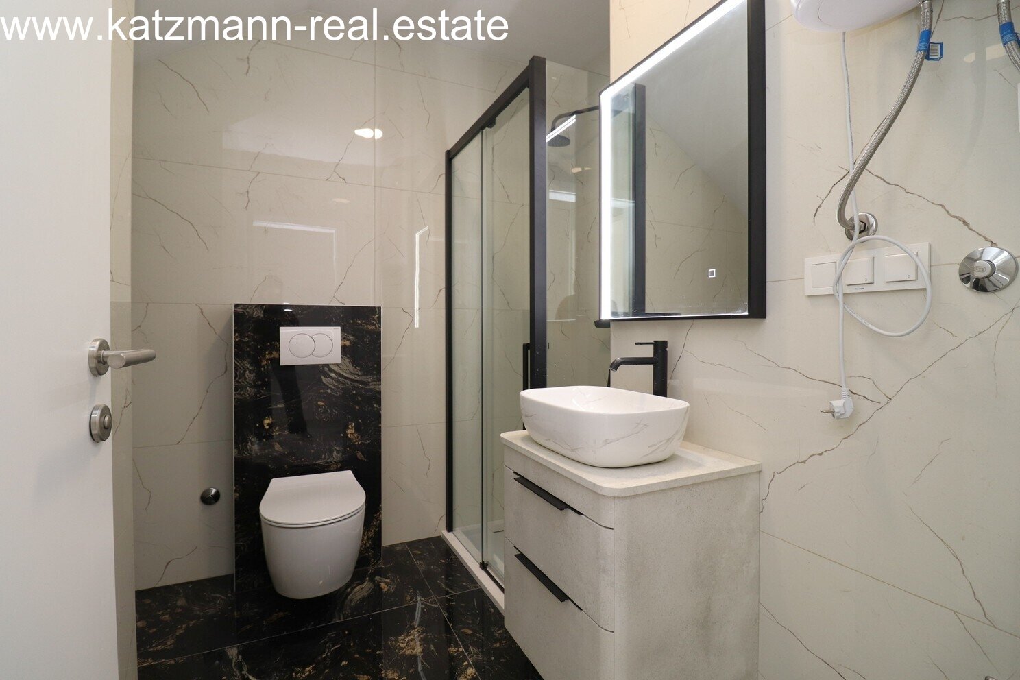 Neubau-Erdgeschosswohnung mit Garten in Strandnähe - Žaborić