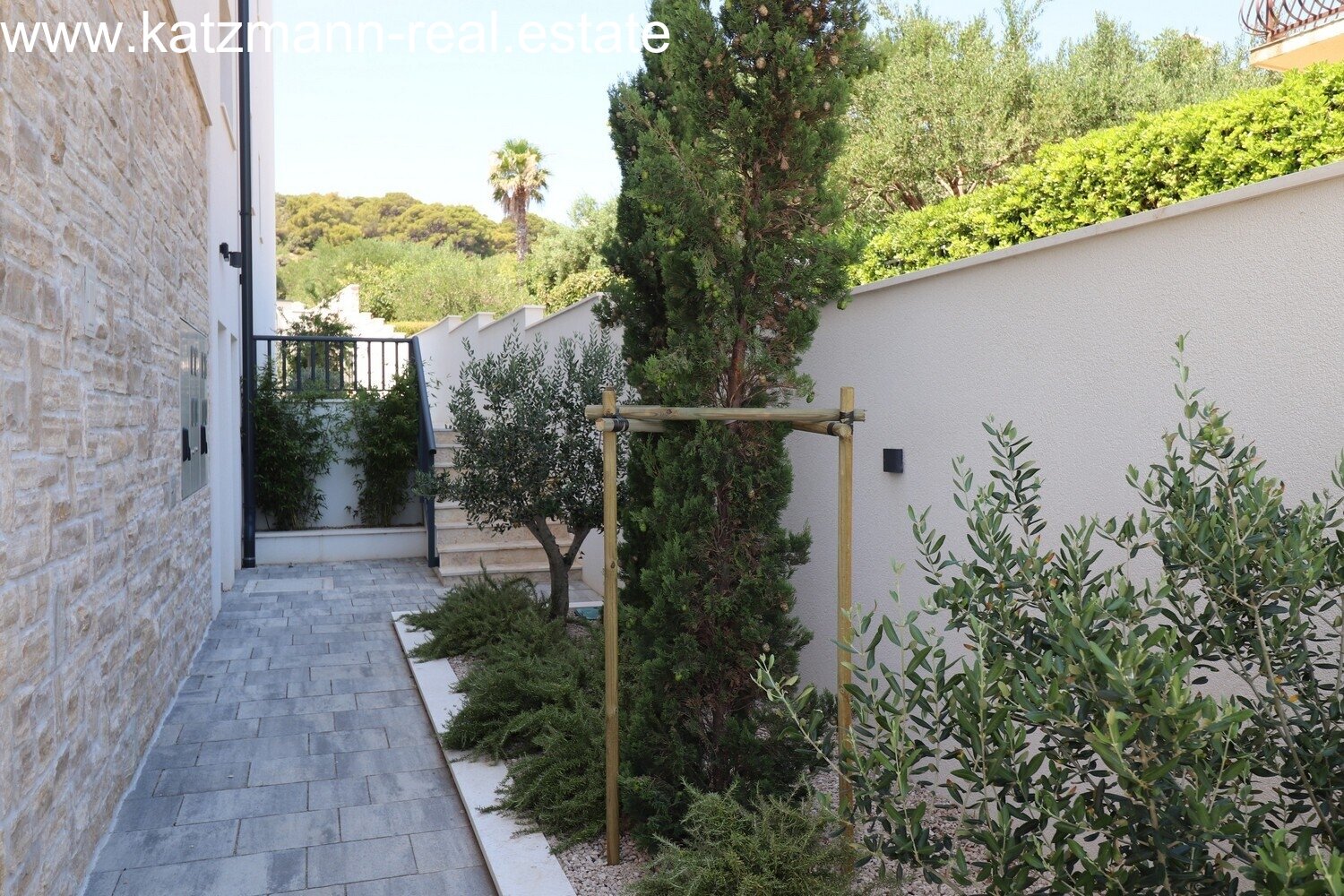 Neubau-Wohnung in erster Meereslage mit Panoramablick - Betina, Tisno