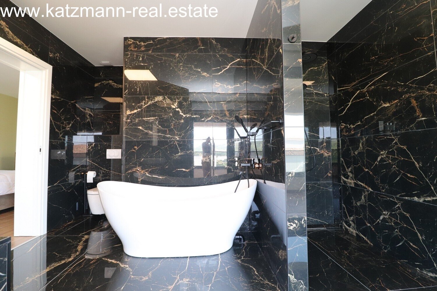 Exklusive Neubau-Villa mit Infinity- Pool und Meerblick - Vodice