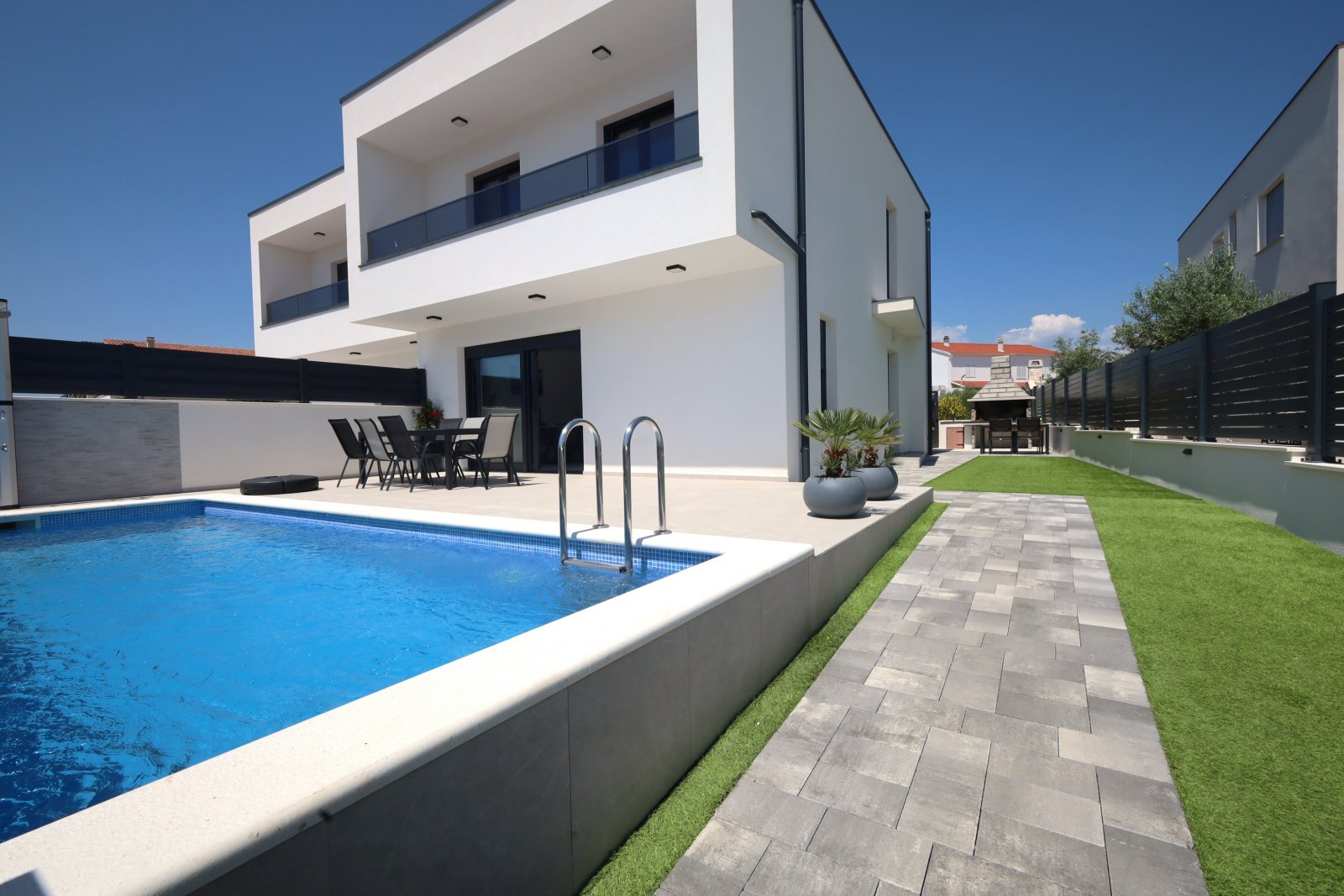 673088 - Villa in Vodice