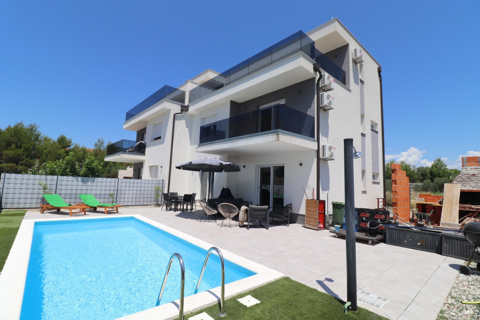 312247 - Villa in Vodice