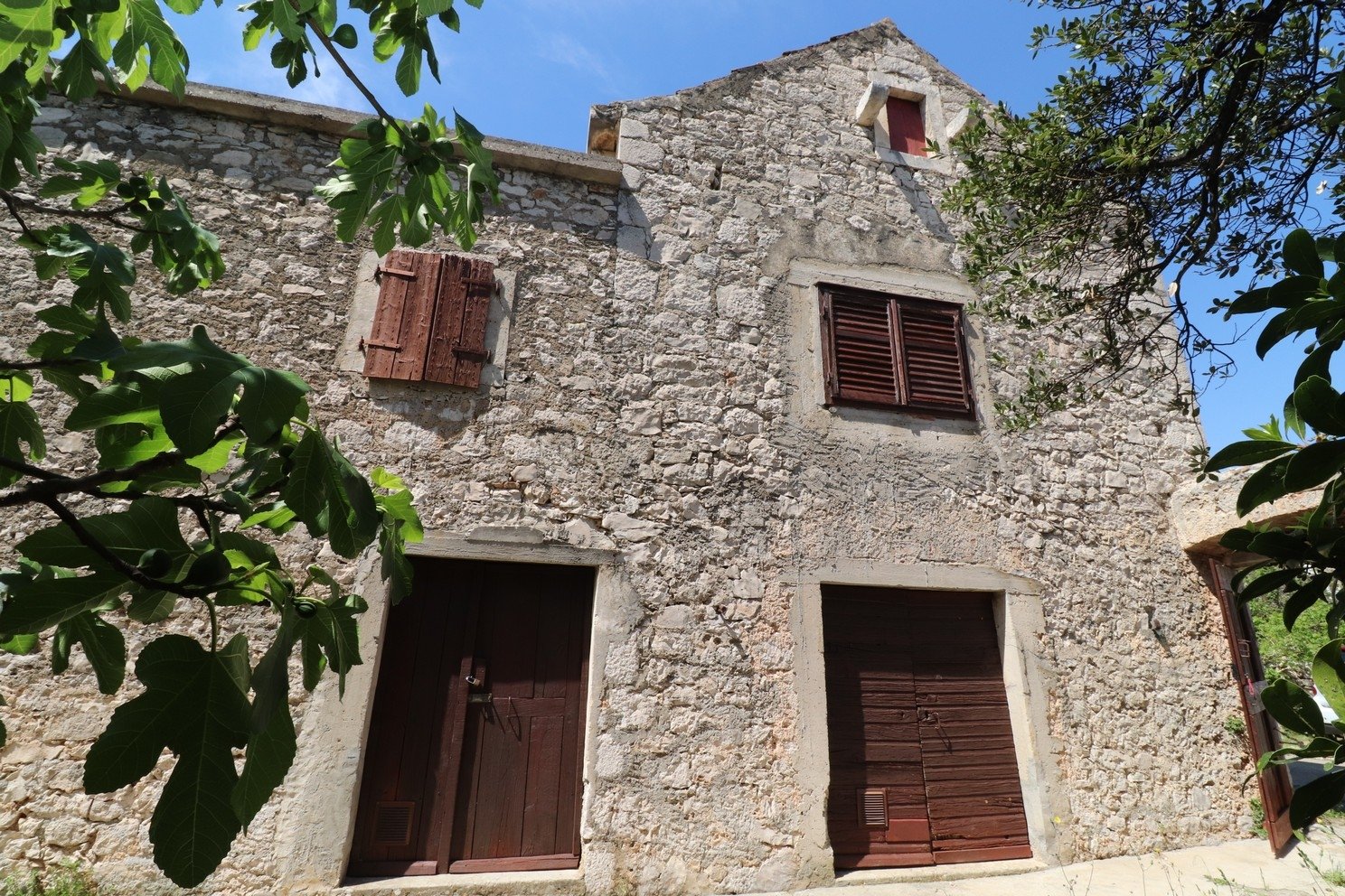 306902 - Villa in Vodice