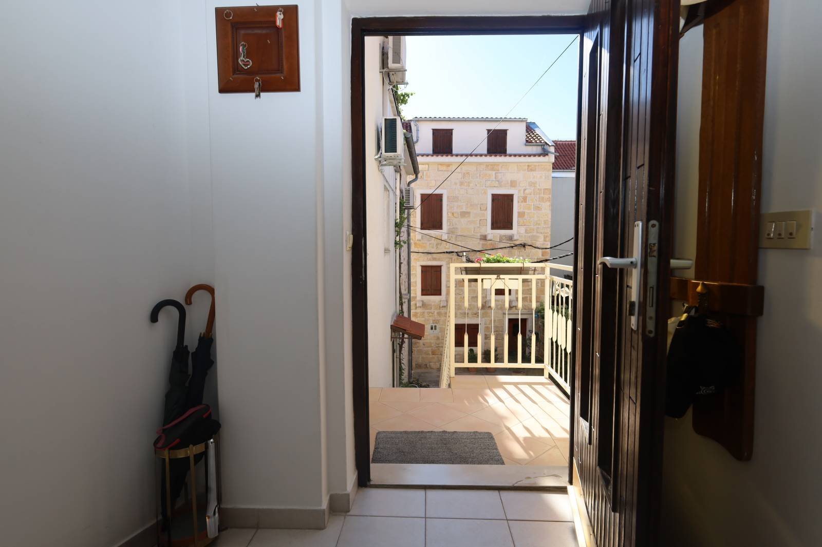 625347 - Villa in Vodice