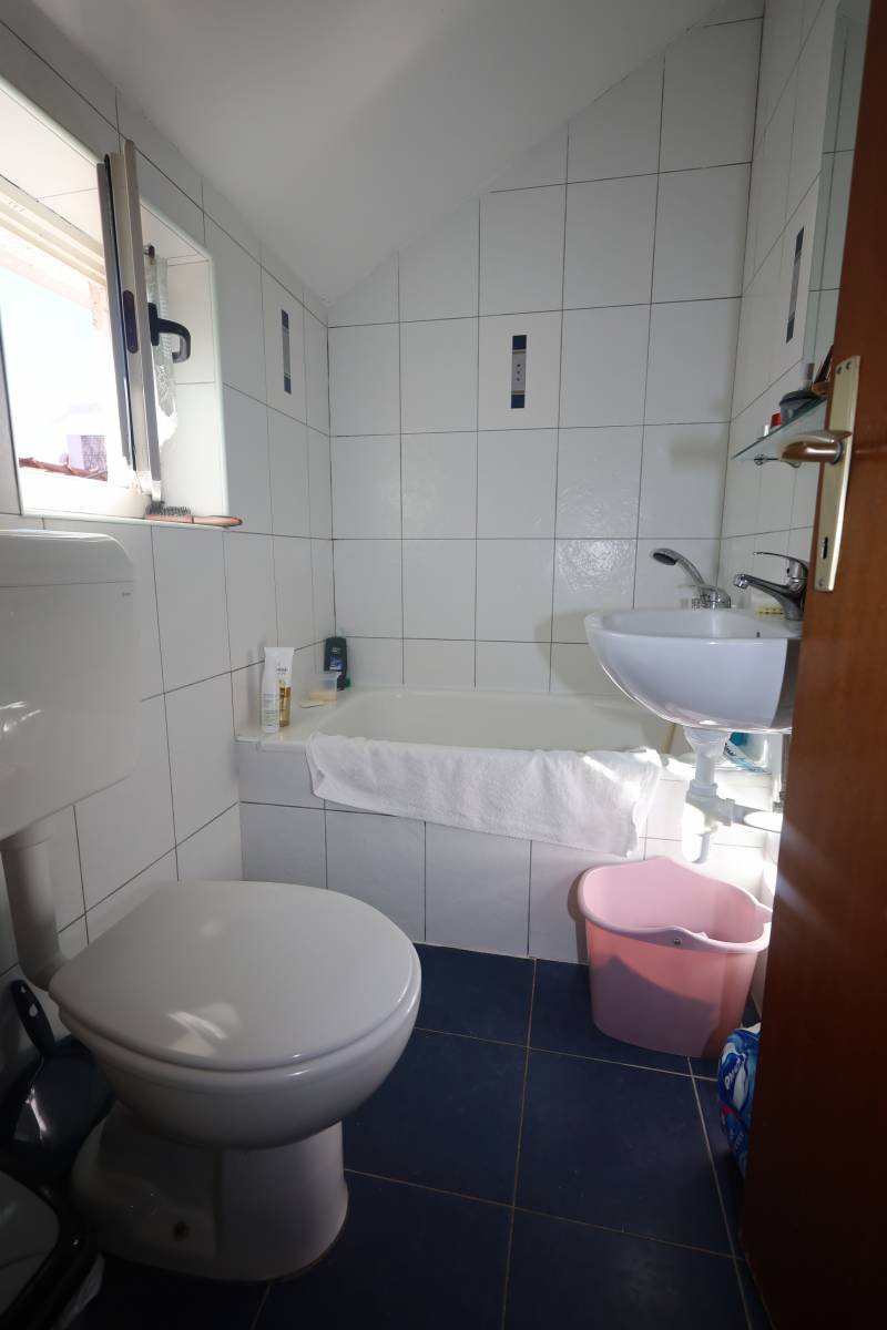 625347 - Villa in Vodice