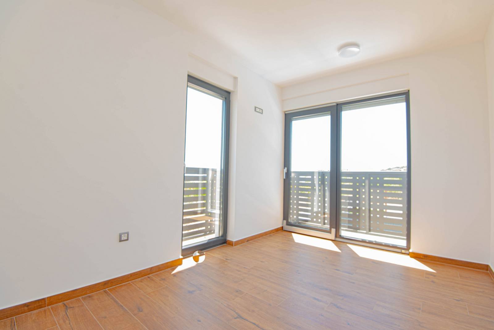 564965 - Villa in Vodice