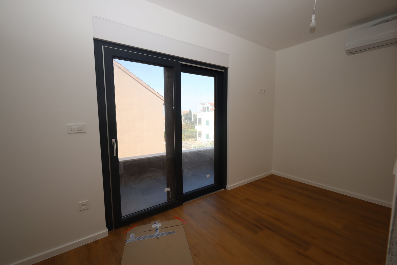 494829 - Villa in Vodice