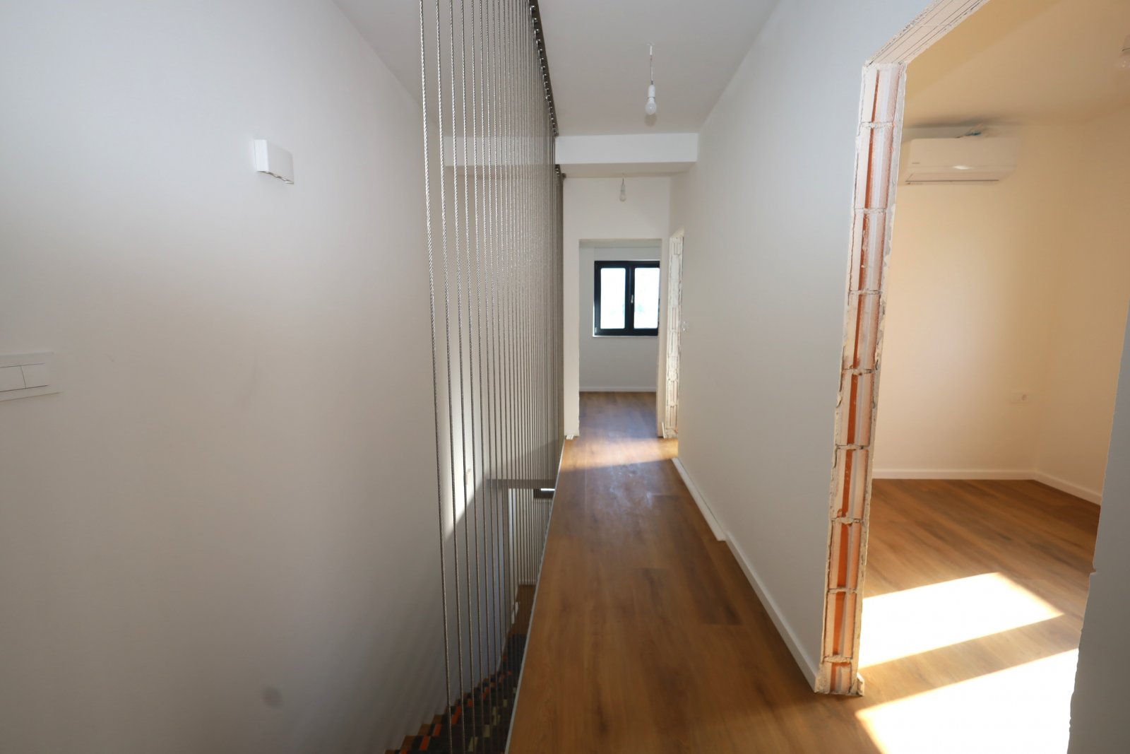 494812 - Villa in Vodice