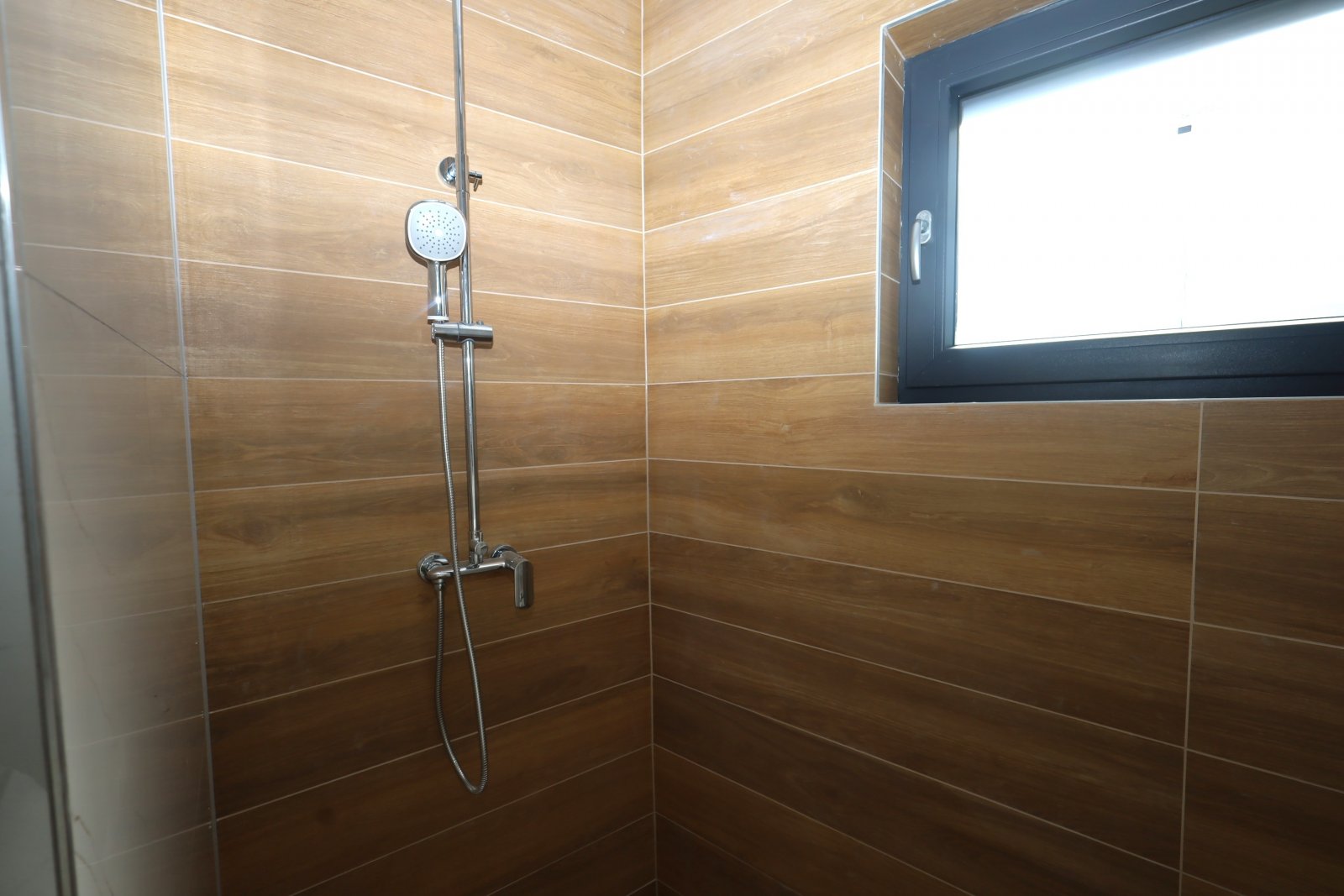 494812 - Villa in Vodice