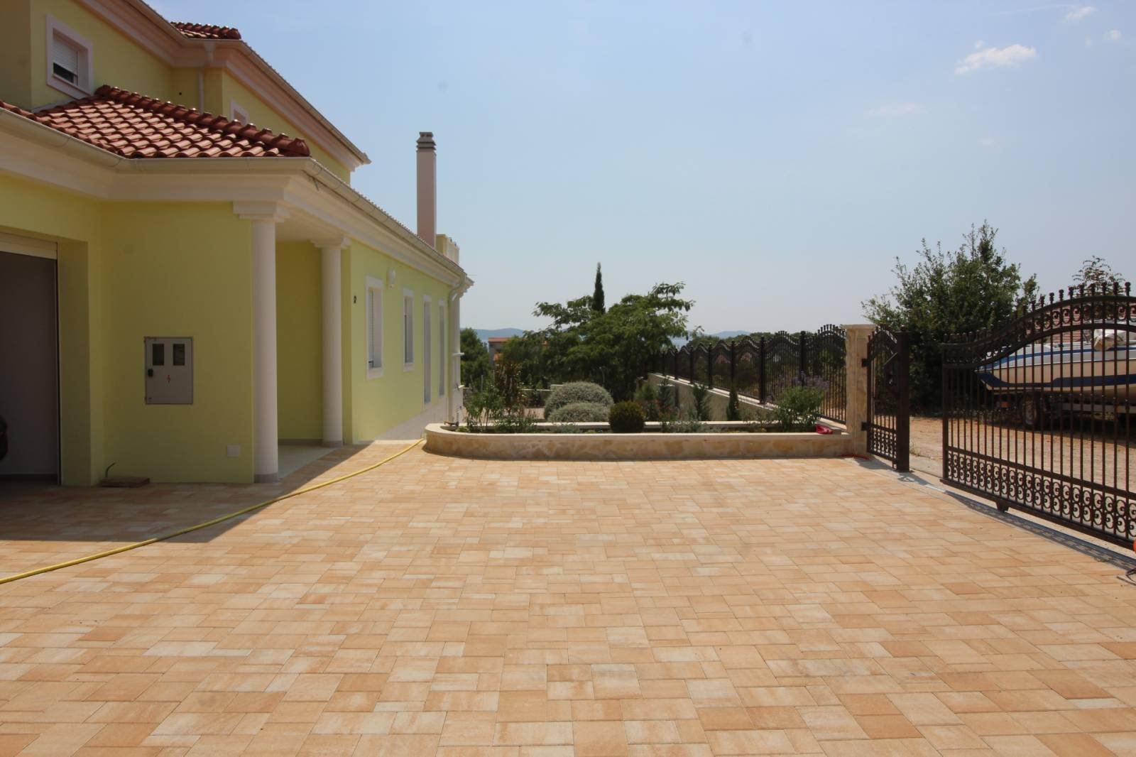 95462 - Villa in Tribunj