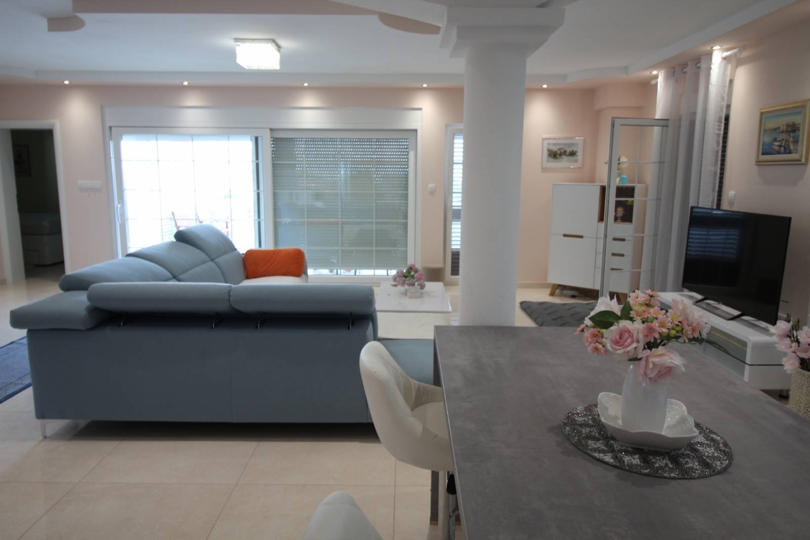 95462 - Villa in Tribunj