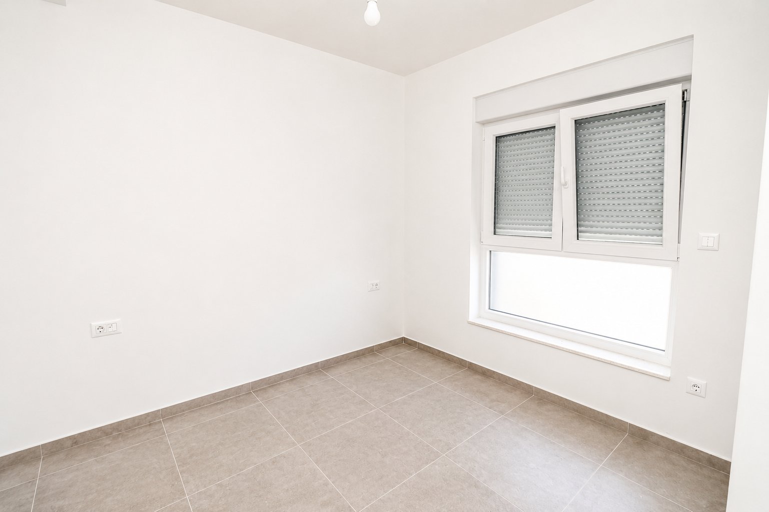 280978 - Villa in Vodice