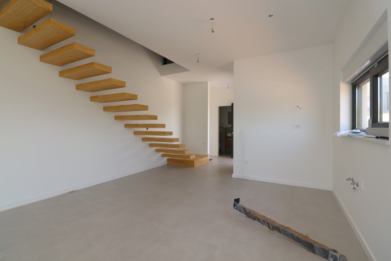277777 - Villa in Tisno