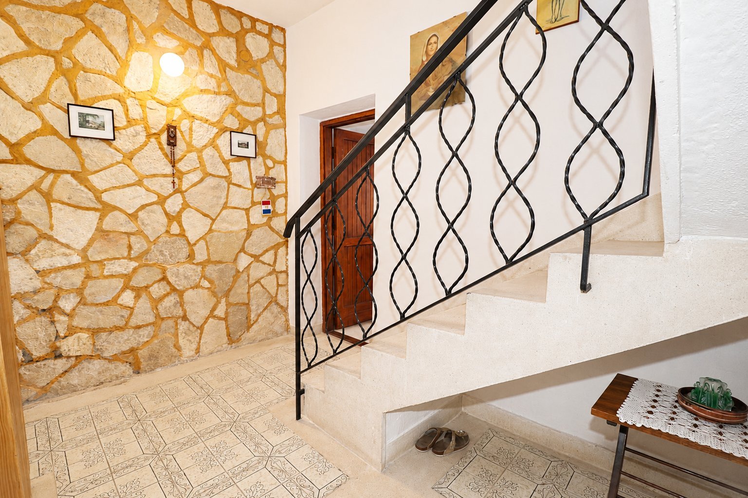 311686 - Villa in Tribunj