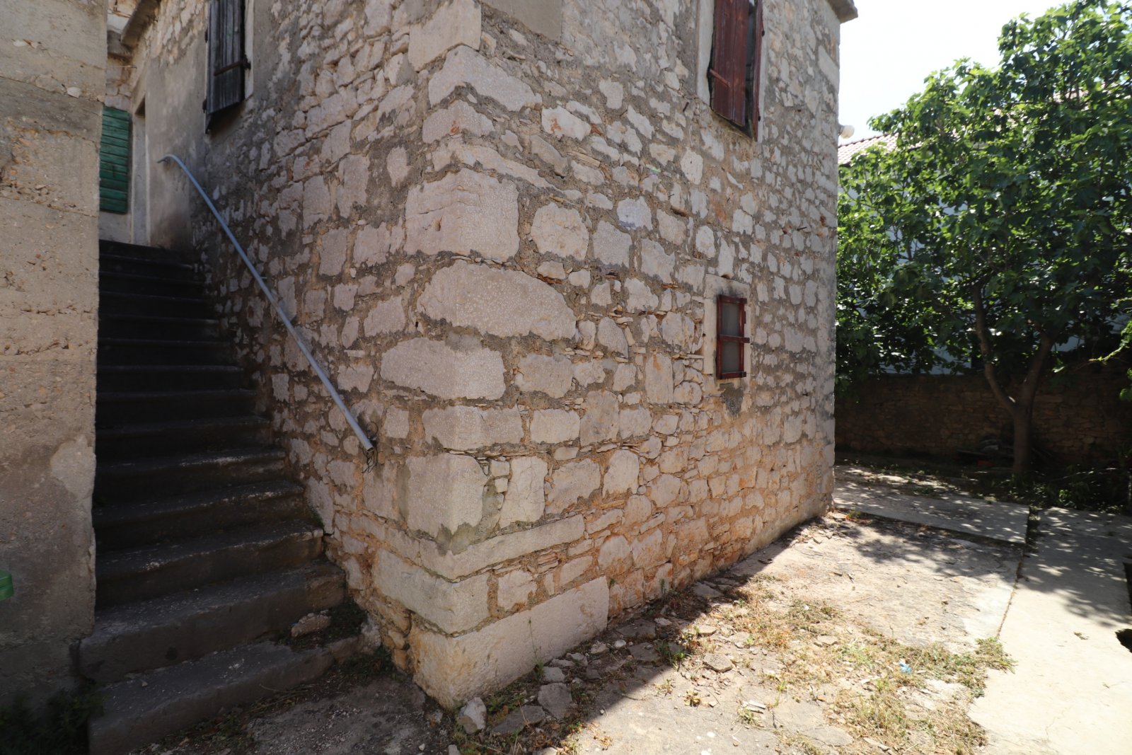 306902 - Villa in Vodice