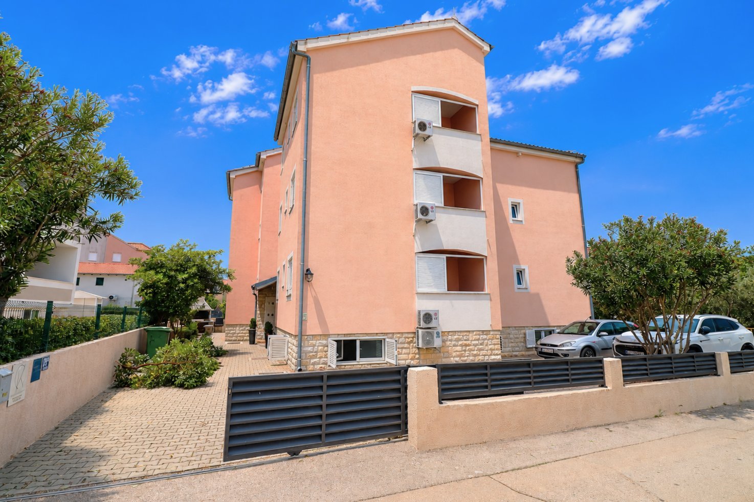 306613 - Villa in Vodice