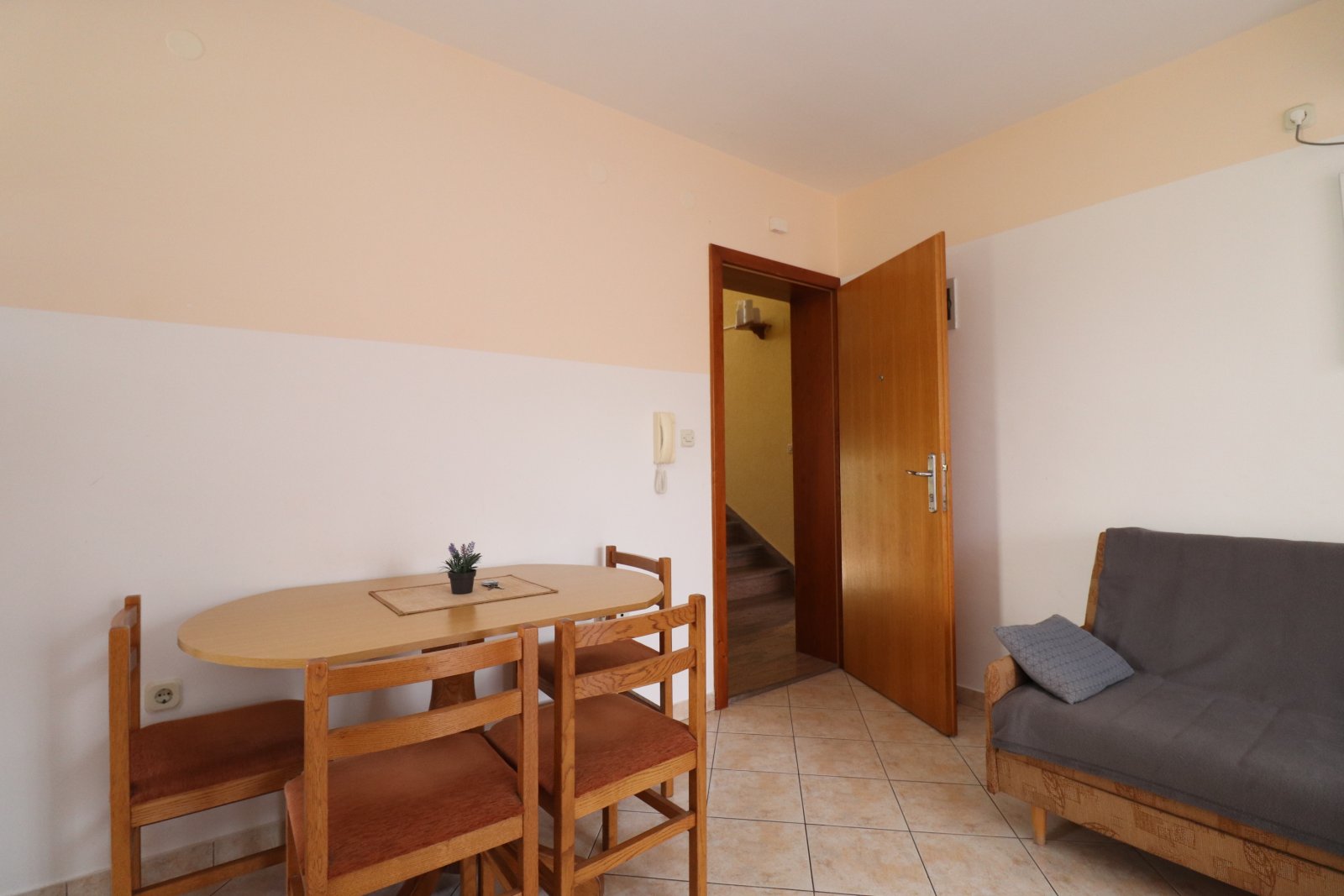306613 - Villa in Vodice
