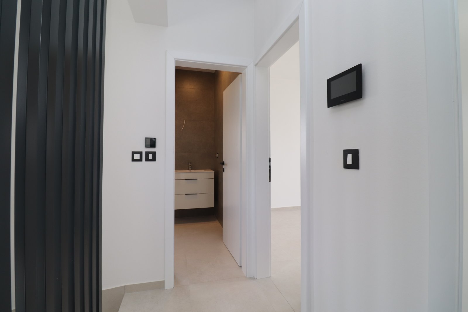 306368 - Villa in Murter