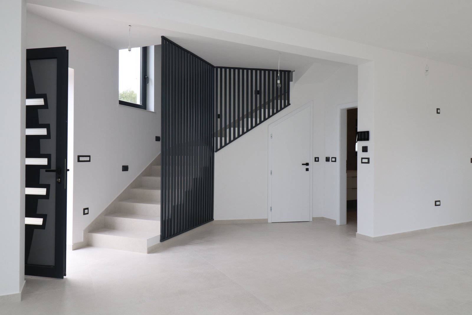 306366 - Villa in Murter