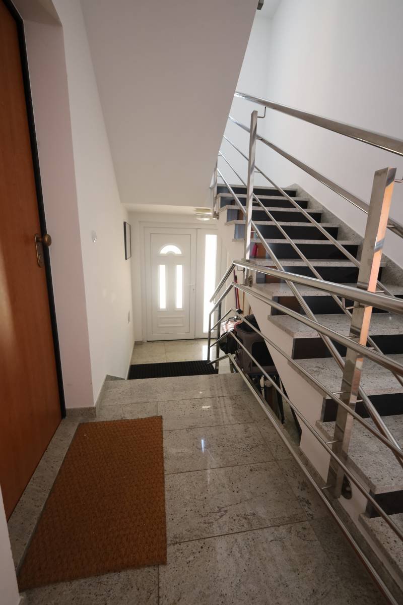 620173 - Wohnung in Vodice