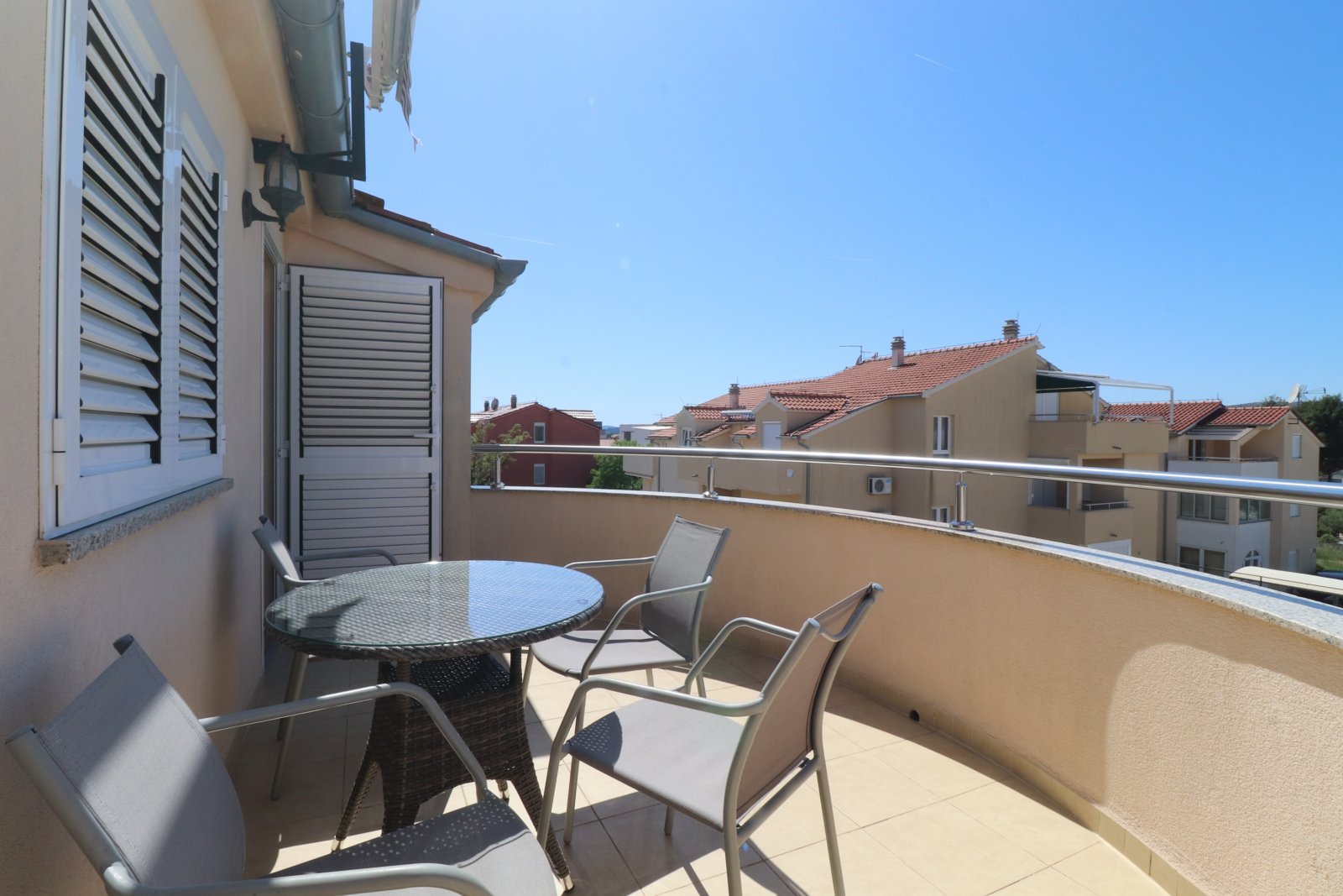 304584 - Villa in Vodice