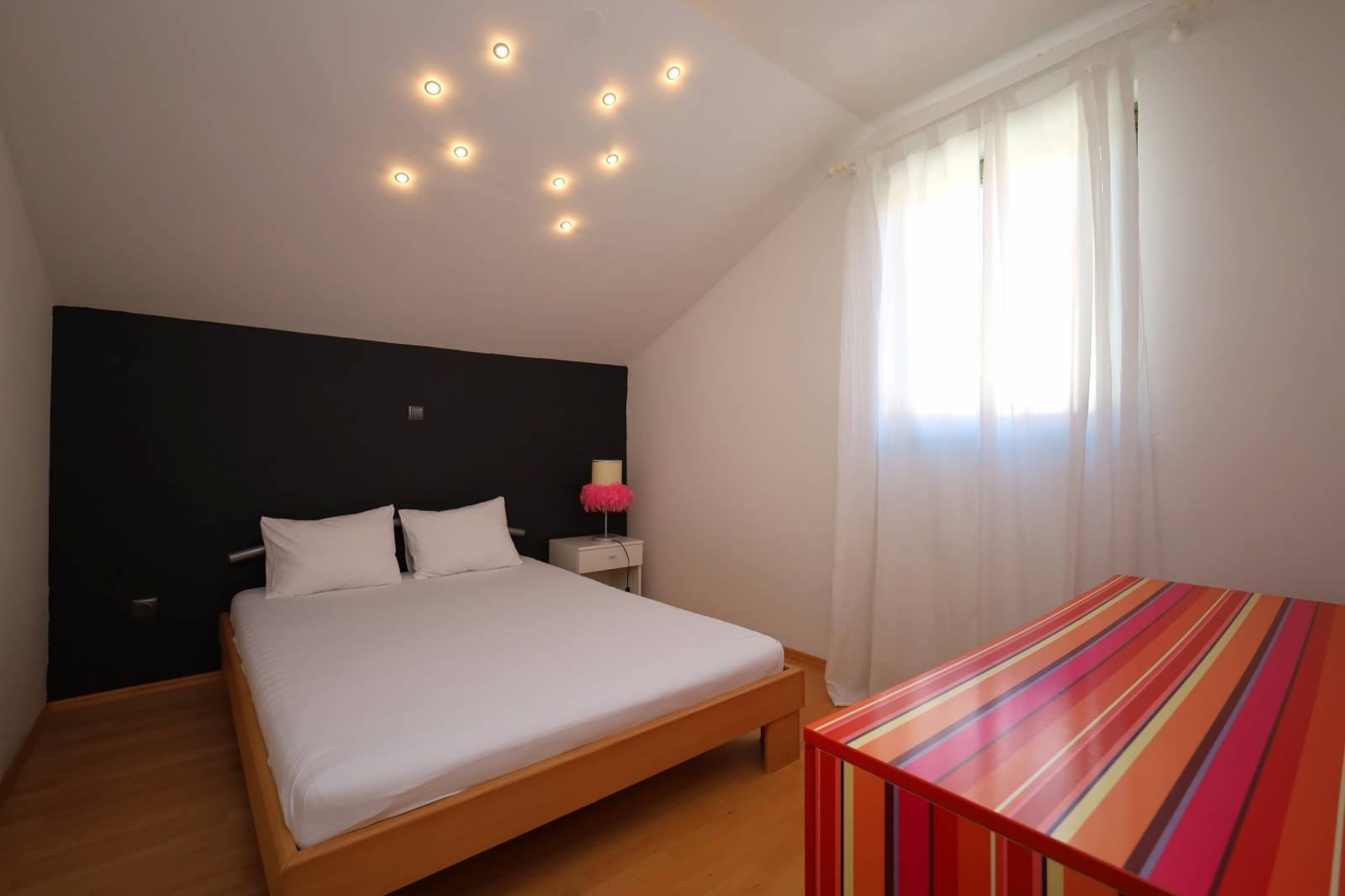 604496 - Villa in Vir