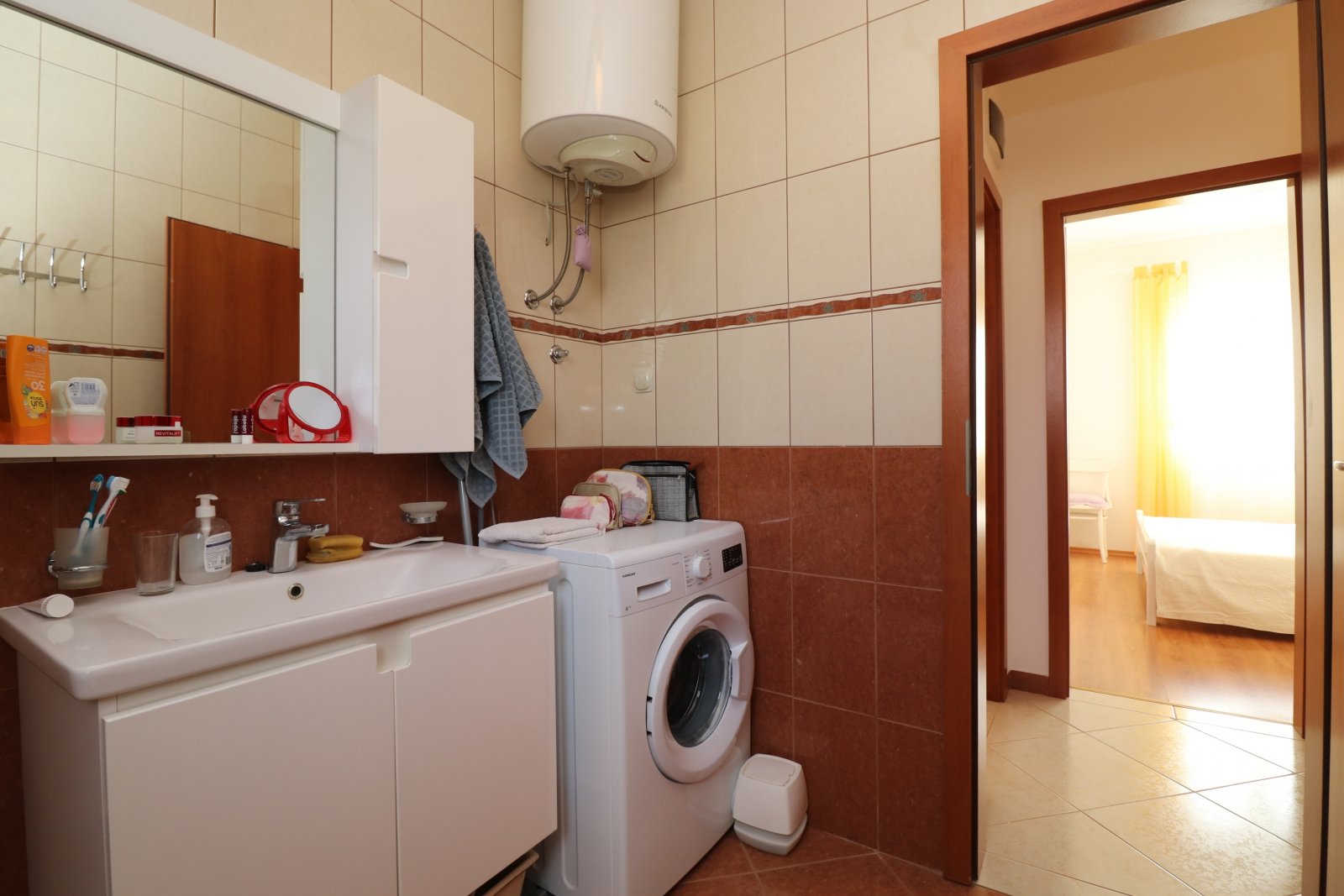 303650 - Villa in Vodice