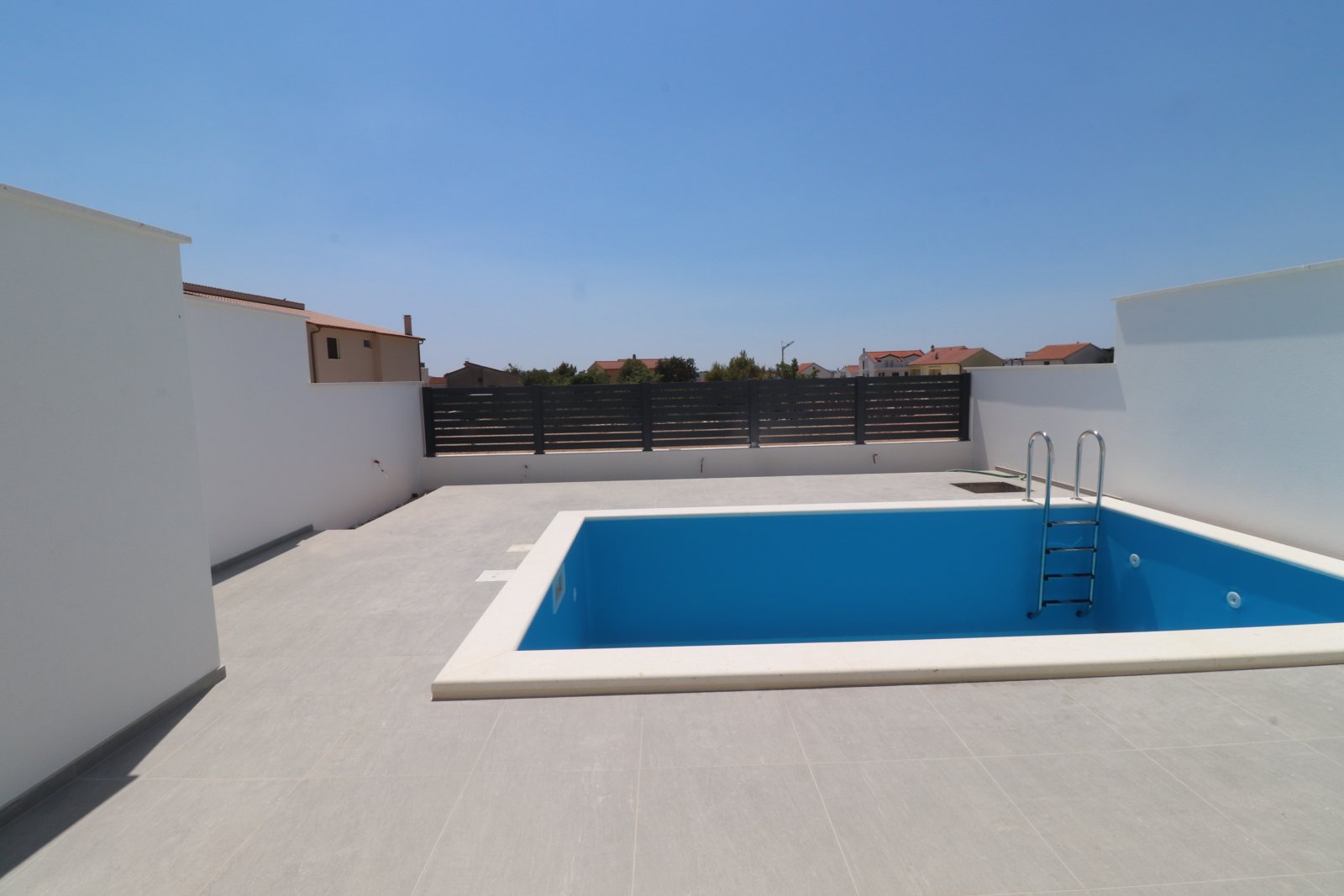 280978 - Villa in Vodice