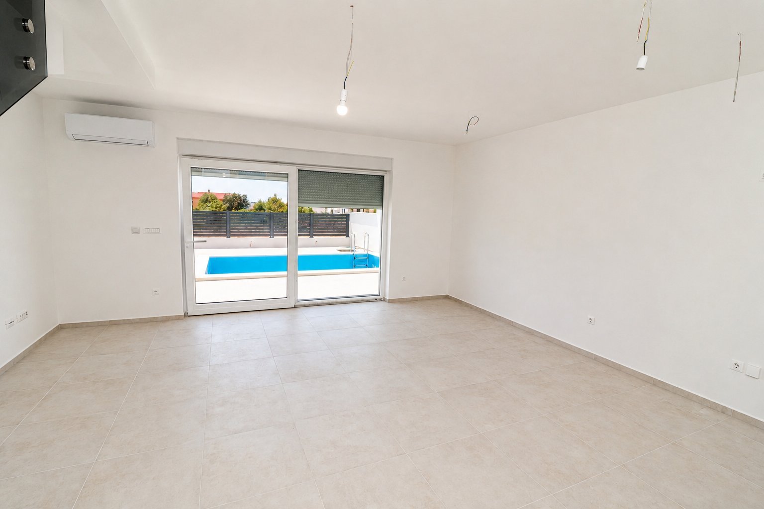 280978 - Villa in Vodice