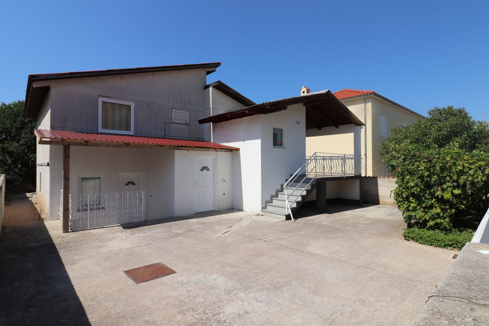 312658 - Villa in Vodice