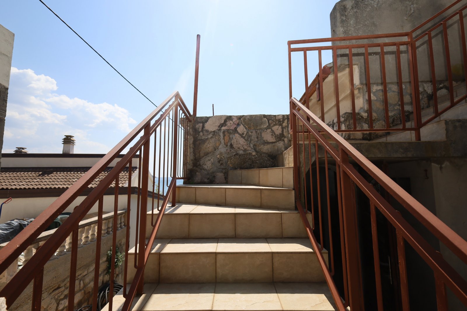 670513 - Villa in Vodice