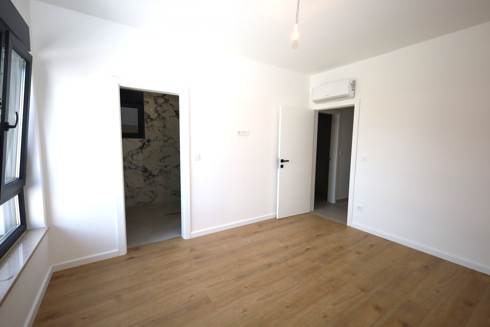 568417 - Wohnung in Tribunj