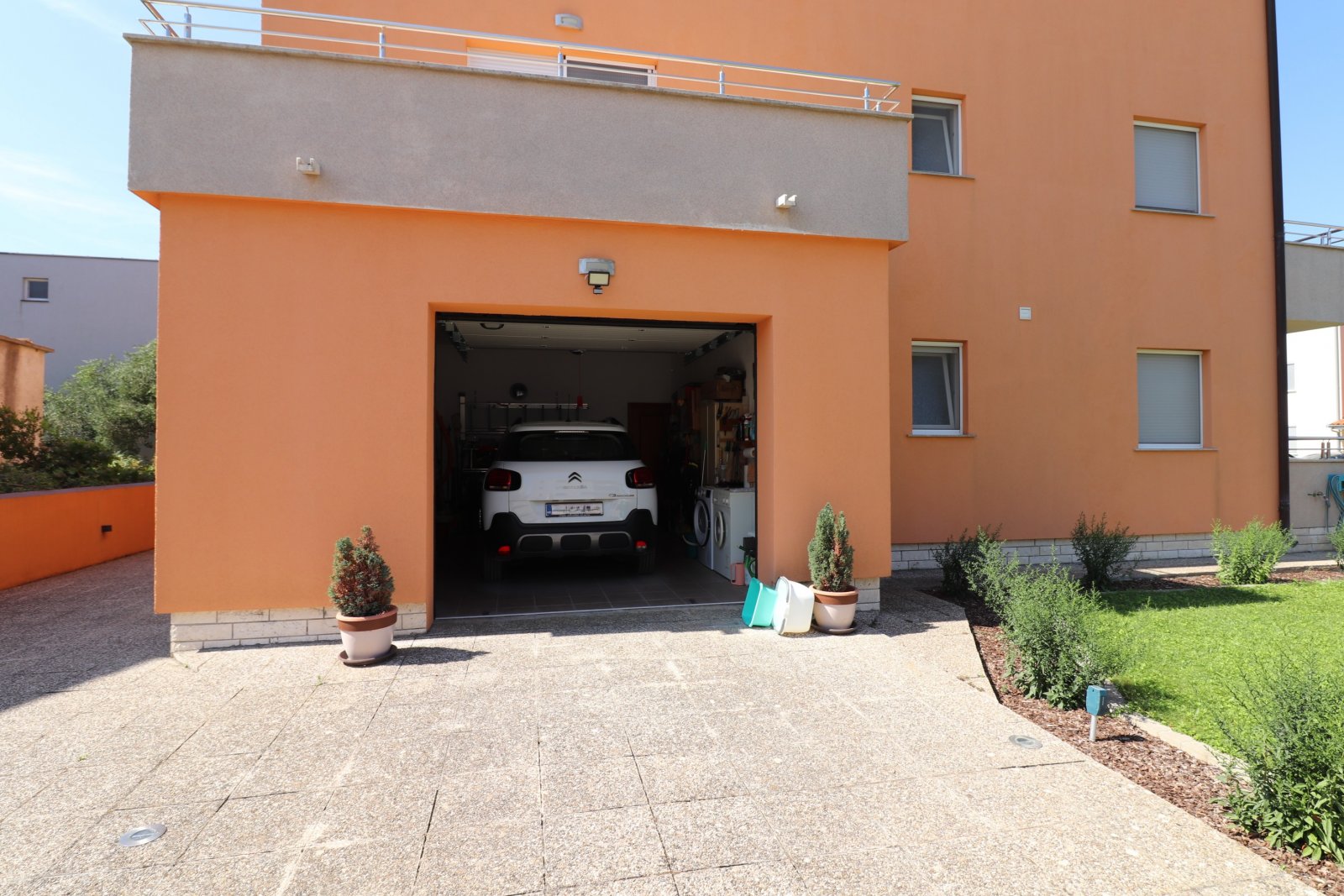 315121 - Villa in Vodice