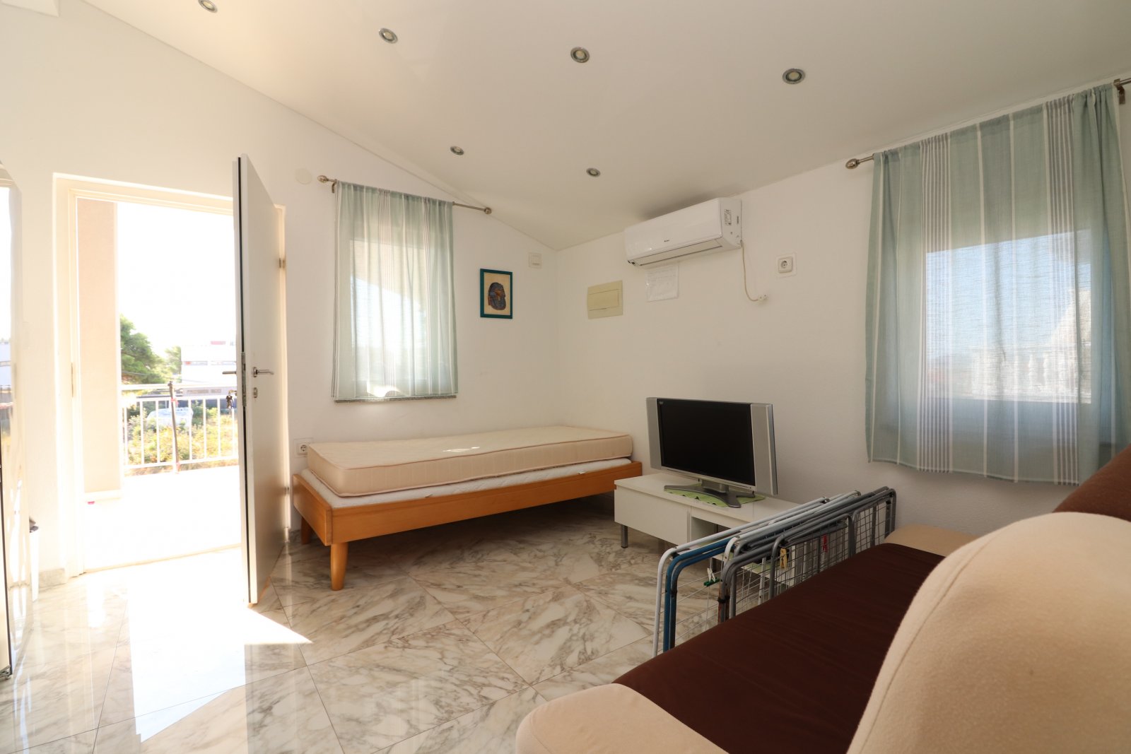 315980 - Villa in Vodice