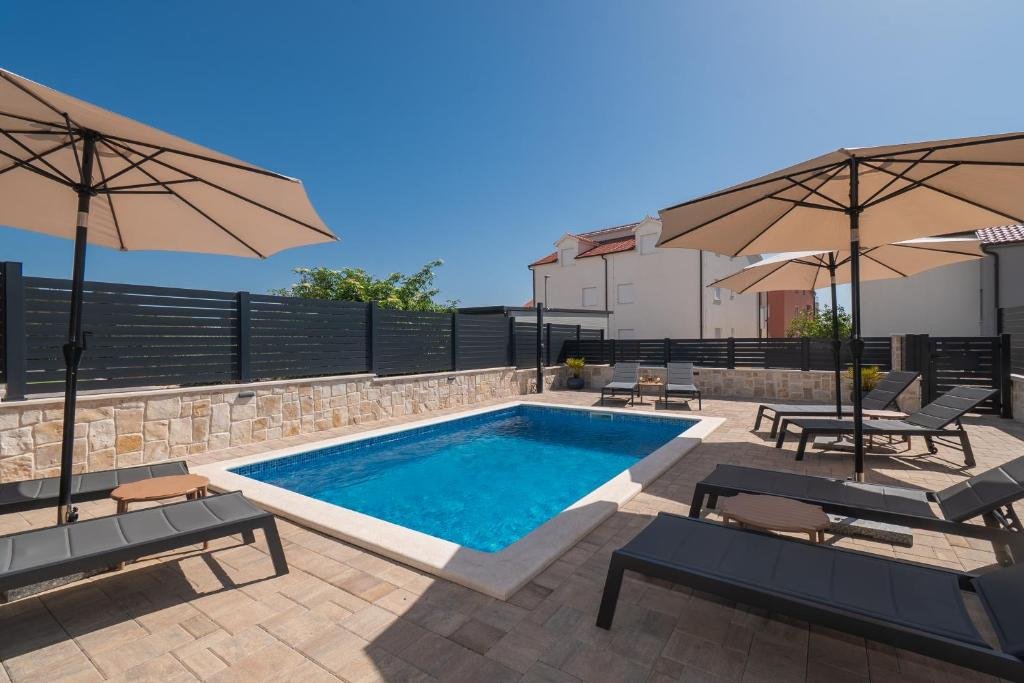 315415 - Villa in Vodice