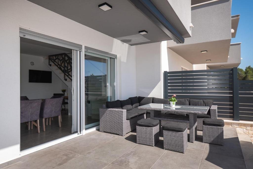 315415 - Villa in Vodice