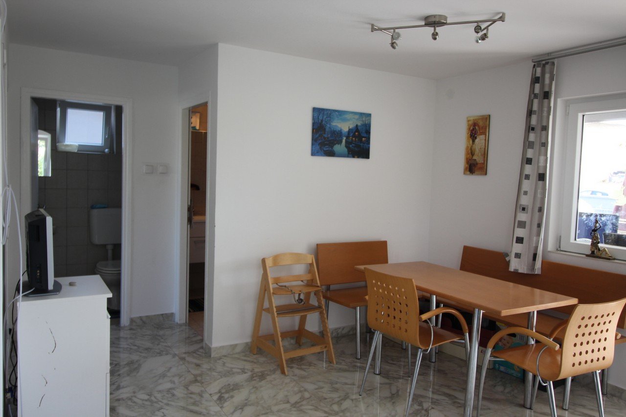 315980 - Villa in Vodice