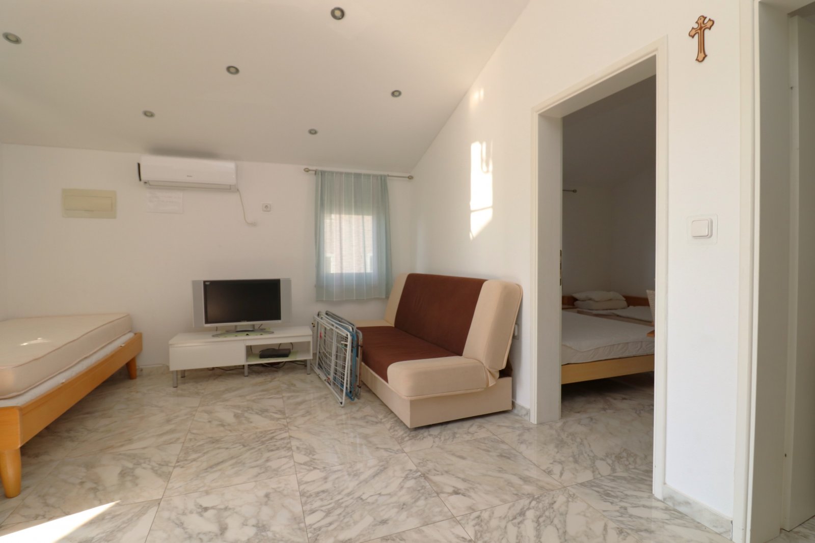 315980 - Villa in Vodice