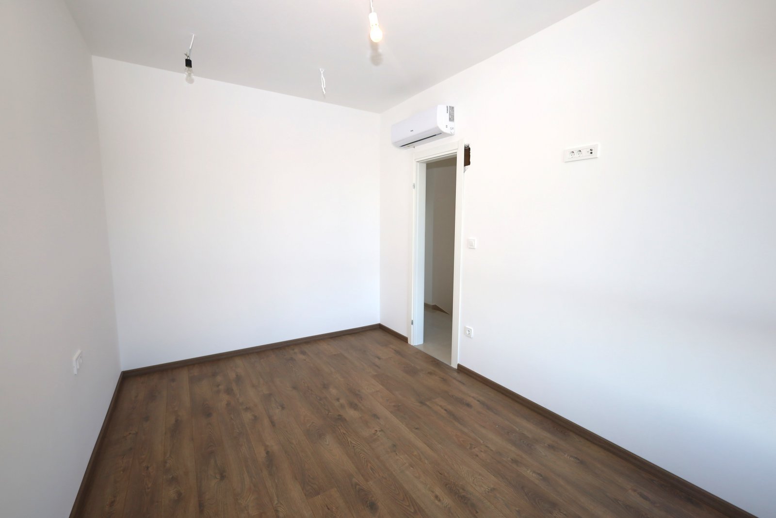670783 - Villa in Vodice