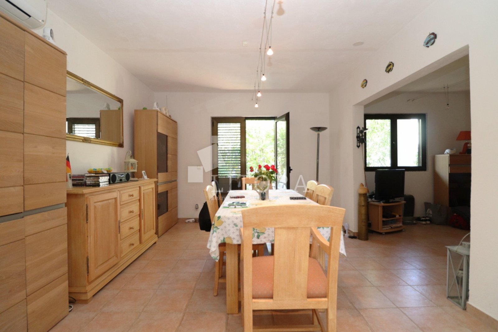 317323 - Villa in Vodice